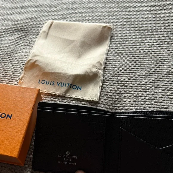 Louis Vuitton Monogram Black Leather Wallet - Picture 4 of 4